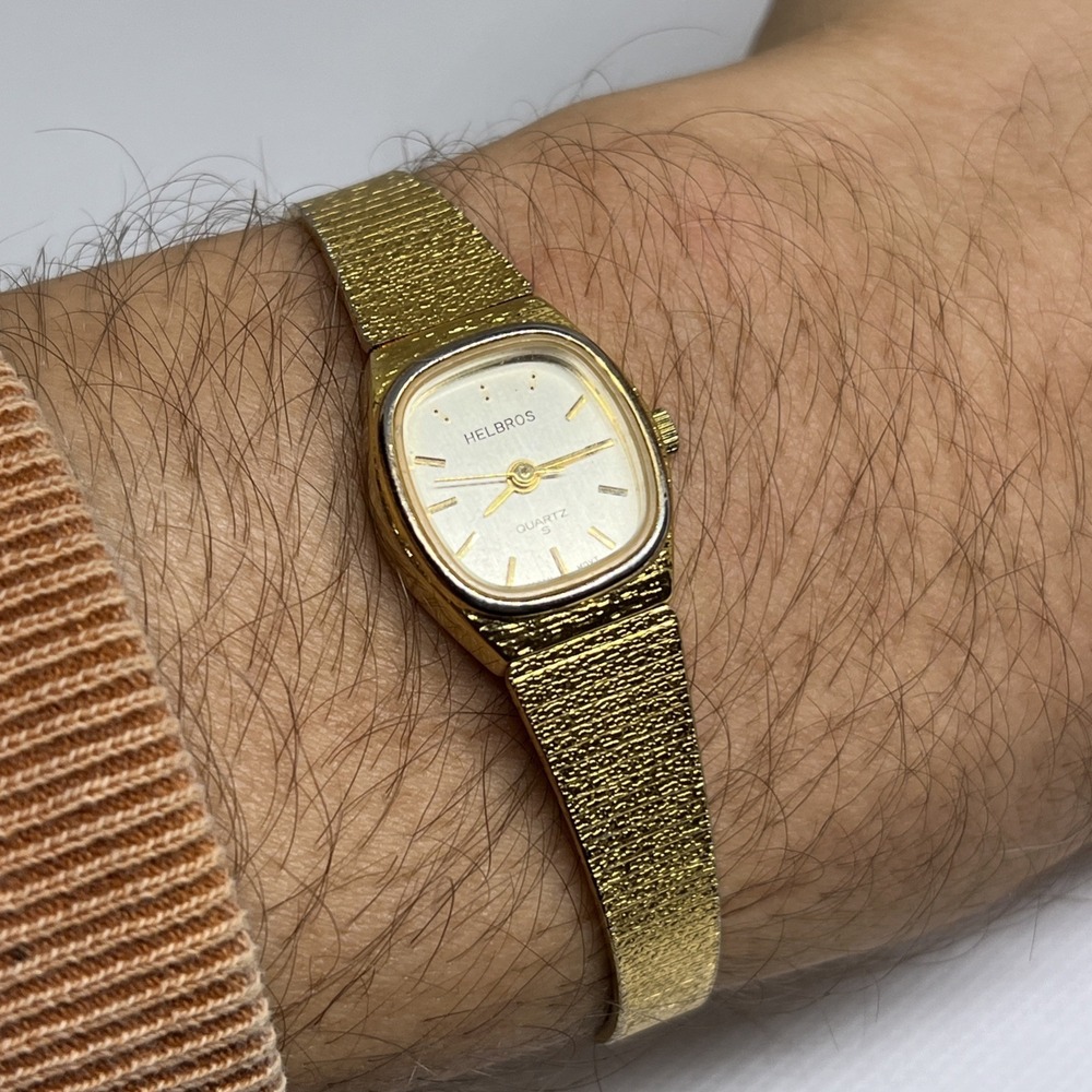 Vintage Helbros Women's Gold Tone Running Watch! Dainty!